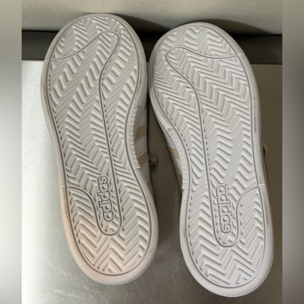 Adidas Grand Court Alp Cream and White Casual Sneakers, Women’s size 8 - Picture 7 of 7
